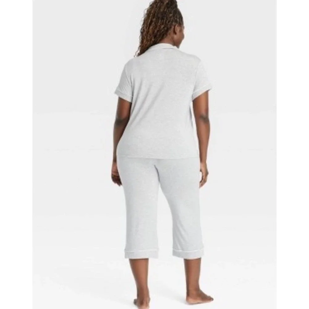 Women's Size XL Auden Cloud Knit Short Sleeve Top  & Cropped Pants Pajamas GRAY - Picture 4 of 6